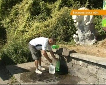 В Закарпатье из-за аномальной жары обмелели почти все реки