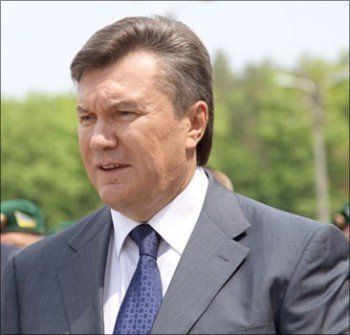 В центре столицы Янукович попался киевлянам, - думал, что его не узнают