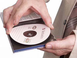 Ужгородские правоохранители конфисковали «пиратские» компакт-диски