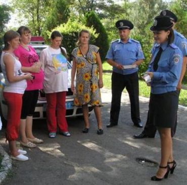 ГАИшники провели акцию в Ужгородском роддоме