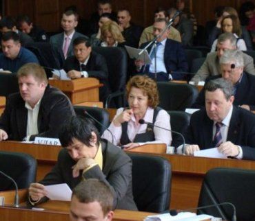 На заседании ужгородского горисполкома "кроили" бюджет