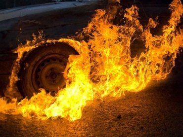 В Хустском районе зарегистрирован очередной поджог авто