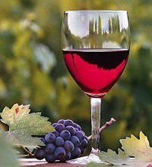 Умеренное употребление красного вина помогает предотвратить глухоту в пожилом возрасте.