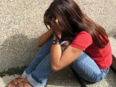 Мукачевец изнасиловал 7-и и 11-ти летних родных сестричек