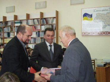 В Ужгороде областная библиотека отпраздновала 65-летие