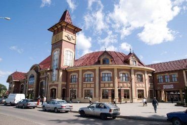 В Ужгороде 60-летний мужчина торговал патронами на вокзале