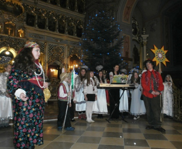 В кафедральном соборе Ужгорода проходит конкурс вертепов