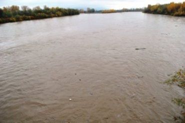 В реках на западе Украины вода поднимется на 2-3 метра