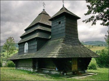 Деревянная церковь в селе Ужок