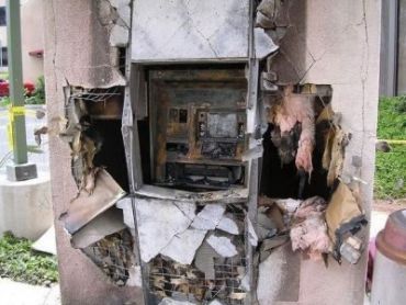 В Раховском район сгорел банкомат с 119 тысяч грн