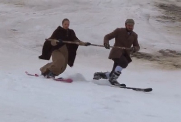 На Закарпатье закрывали лыжный сезон маскарадом и телемарком