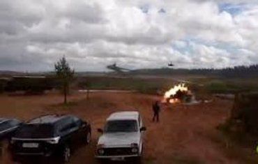 На учениях «Запад-2017» российский вертолет обстрелял зрителей
