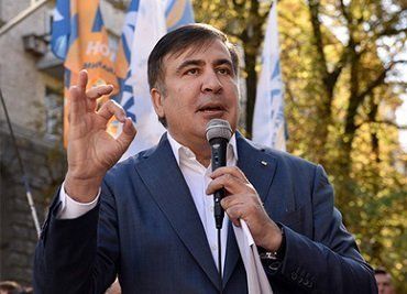 Украинцы призывают Порошенко депортировать Саакашвили