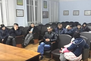 Цыгане в Киеве самостоятельно задержали полицейских-взяточников