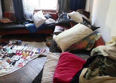 Во Львове полиция обыскала арендованную закарпатскими цыганами квартиру