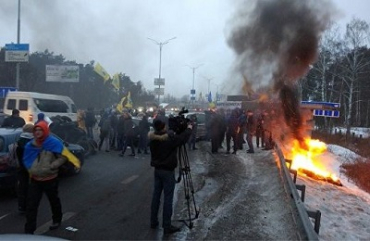 В Киеве автомобилисты перекрыли 6 контрольных пунктов