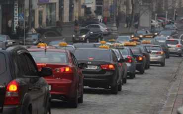 Таксисти різко роздули ціни