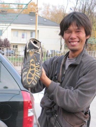 Японский путешественник прошел пешком около 9000 км, чтобы увидеть Азовское море