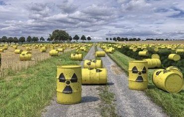 Украину превращают в ядерный могильник США