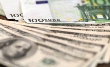 Европейская валюта продолжает терять позиции