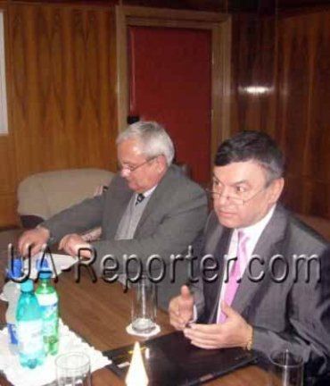 Генеральный консул Украины в Сучаве Юрий Вербицкий на встрече в Марамуреш