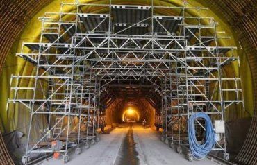 Бескидський тунель має щонайменше удвічі збільшити потік поїздів через Карпати
