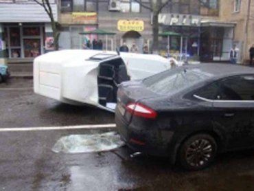 В Харькове в двух авариях разбились сразу 10 (!) автомобилей