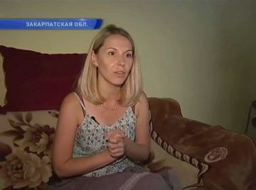 Людмиле - 34, она журналист - работает в пресс-службе Мукачевской РГА