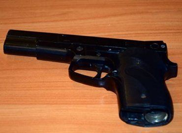 На Виноградовщине в школе нашли пистолет