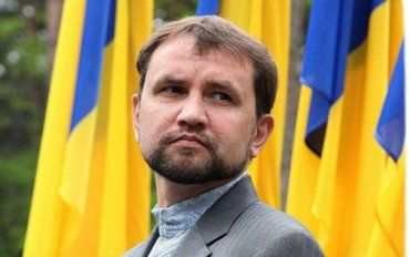 Вятрович подчищает расистскую и кровавую историю украинских националистов