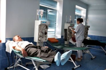 Співробітники СБУ в Закарпатській області здали донорську кров