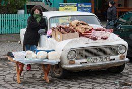 На рынках в Ужгороде около трети частных предпринимателей - незарегистрированы