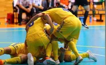 Украинцы сыграют против сборной Венгрии в матче раунда плей-офф Евро-2014