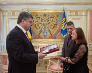 Петр Порошенко наградил некоторых закарпатцев за заслуги перед родиной