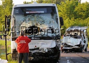 В результате ДТП двух автобусов в Венгрии погибли семь человек