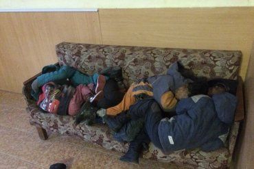 Закарпатська поліція повідомляє про покинутих дітей