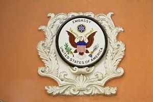В посольстве США в Украине торговали визами