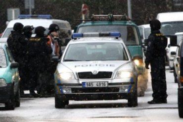 В Чехии полиция освободила заложников в банке Novodvorska
