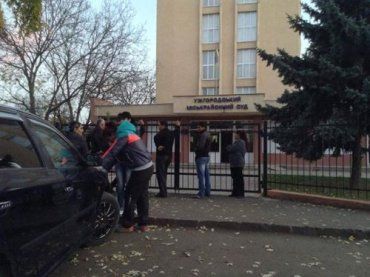 Цыганская община Ужгорода попытается отмазать насильников