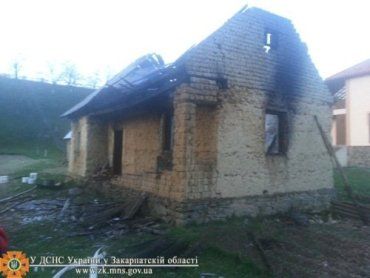 В селе Лисичево Иршавского района загорелся илой дом