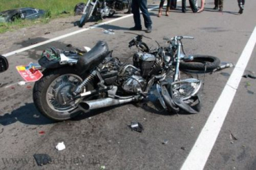 В Тячевском районе автомобиль столкнулся с мотоциклом