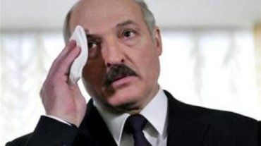 Лукашенко о Януковиче : "Ну какой он Президент?"