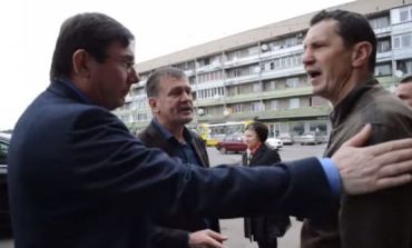 Луценко, Горват и Москаль спорили о рекламе Качура на 16-этажке