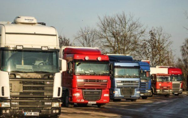 Объем грузовых перевозок грузовым транспортом в Закарпатье уменьшился