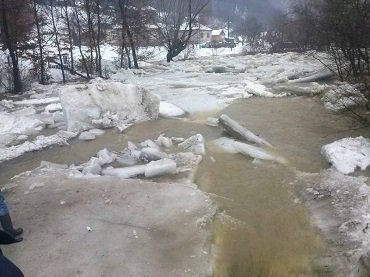 В Тисе возле Чопа уровень воды продолжает увеличиваться