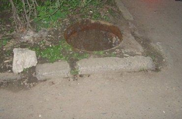 В Ужгороде милиционеры поймали вора канализационного люка