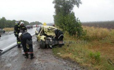 На Николаевщине Daewoo и фура Renault столкнулись лоб в лоб