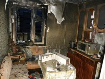В селе Барвинок Ужгородского района пожар в гараже перекинулся на дом