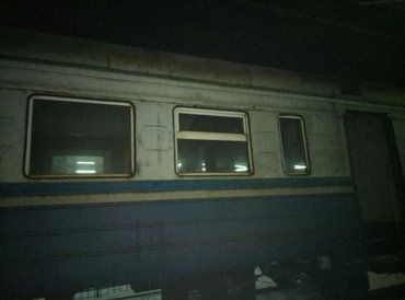 Темень, холодина и проводница с фонарем - сервис поезда "Мукачево-Сянки"