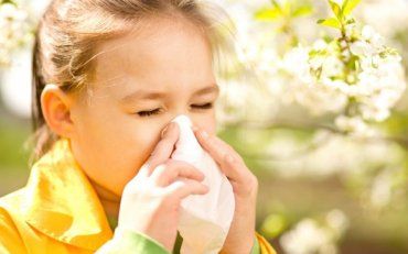 Алергія часто супроводжується симптомами, які схожі з ГРВІ